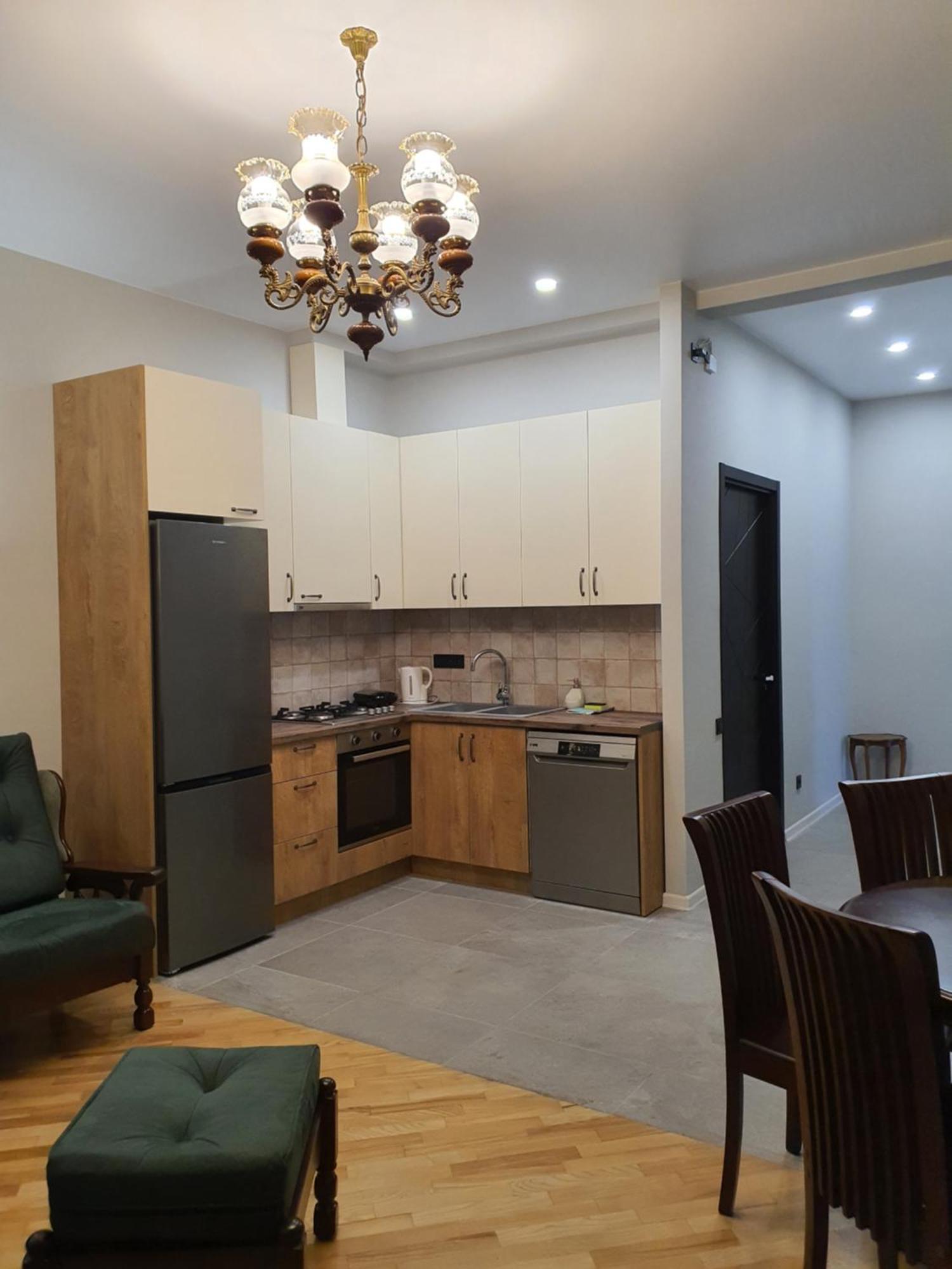 Dat Exx Apartments On Liberty Square 트빌리시 외부 사진