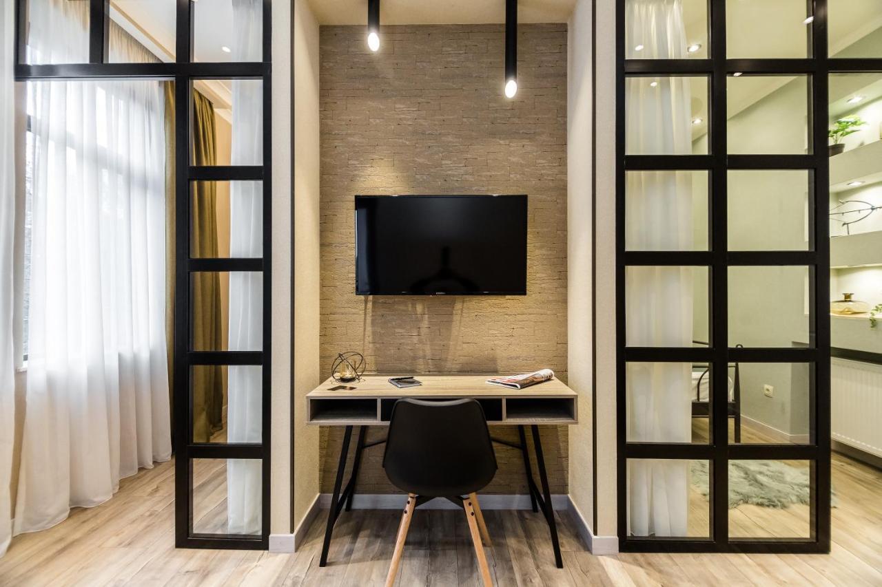Dat Exx Apartments On Liberty Square 트빌리시 외부 사진
